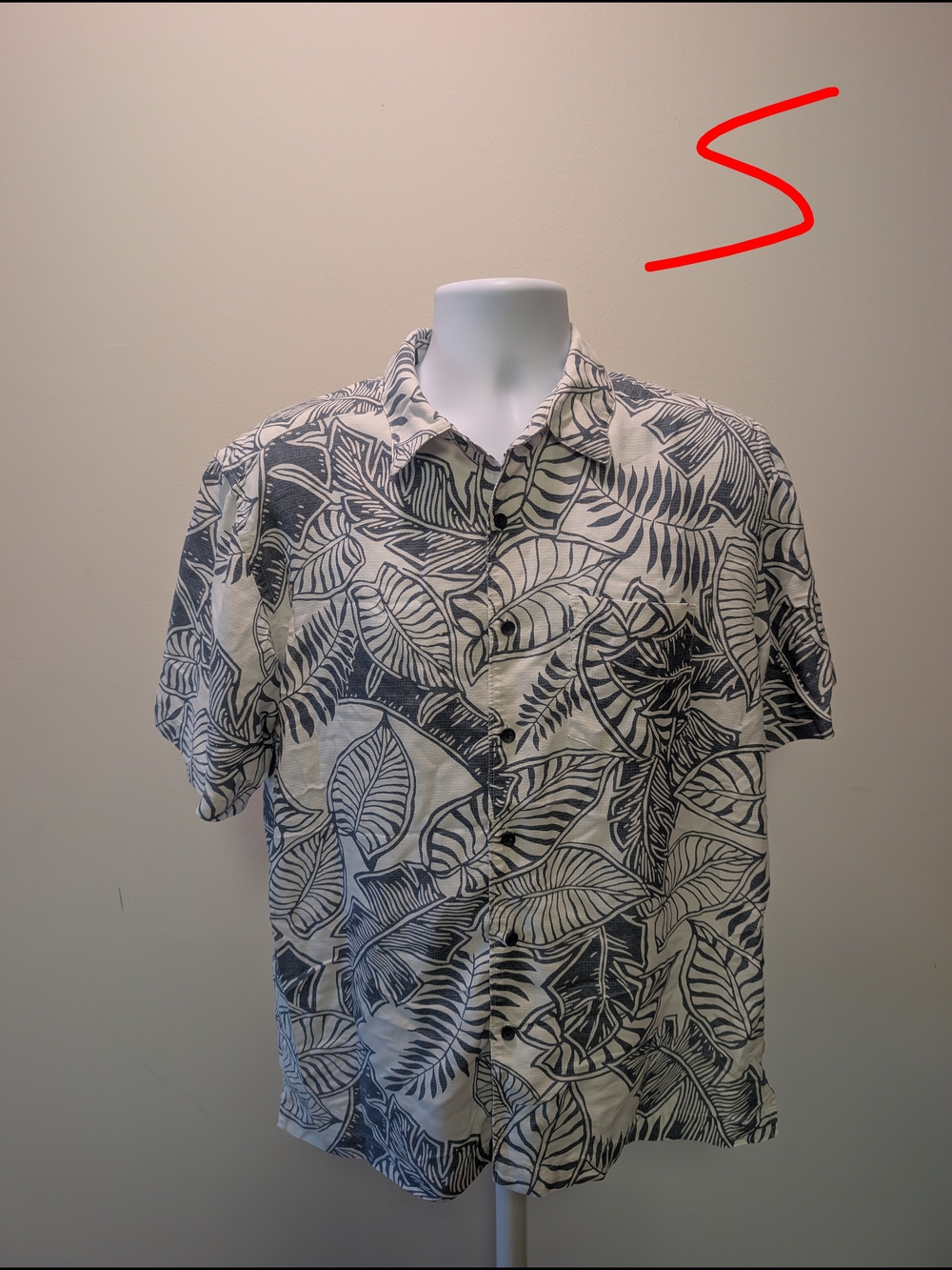 Casual Short-Sleeve Leaf Print Button-Down Shirt - White & Navy